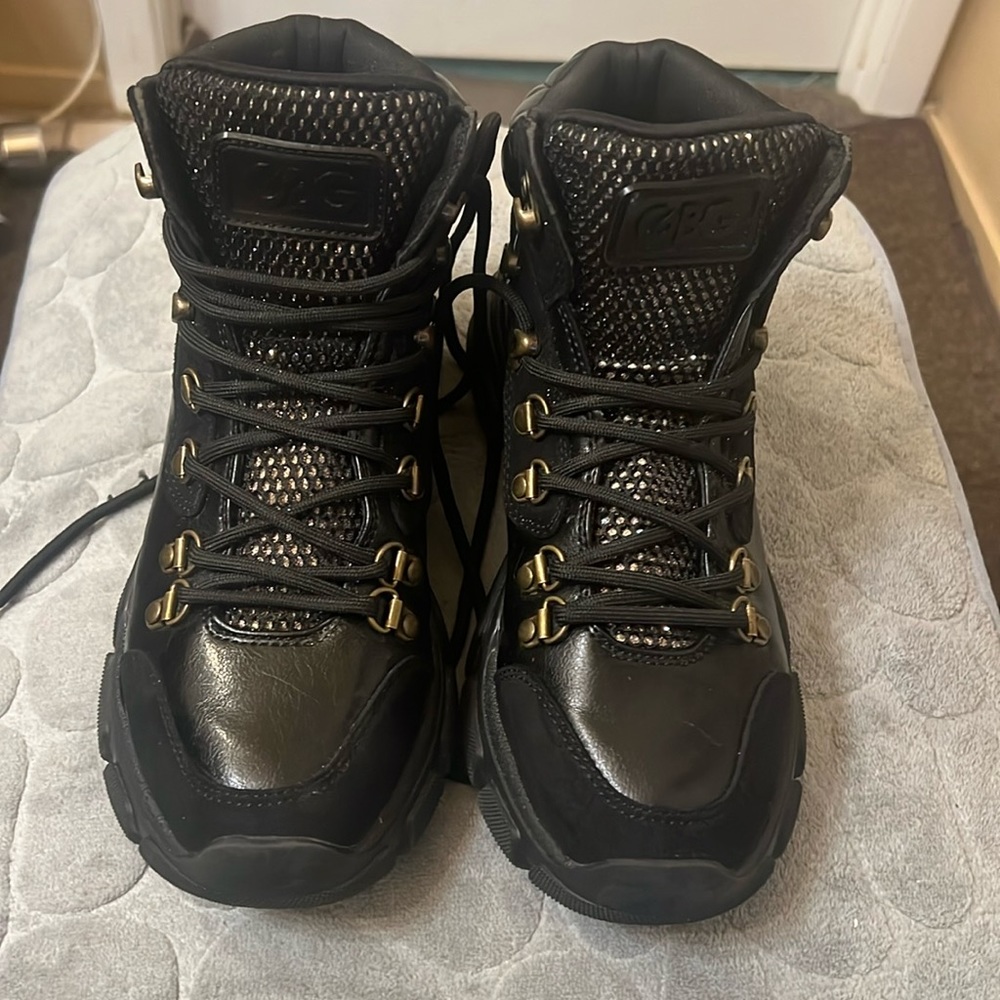 GBG Guess hiking boots